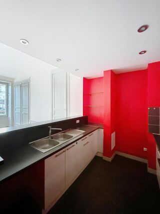  Appartement � louer 6 pi�ces 155 m�