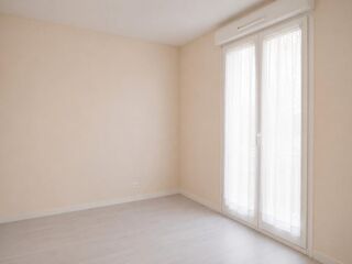 Appartement à louer 3 pièces 66 m²