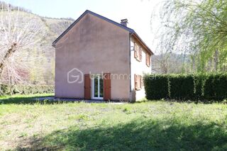  Villa � vendre 7 pi�ces 130 m�