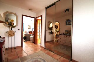  Villa  vendre 4 pices 115 m