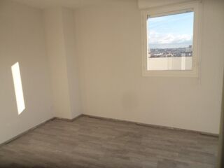  Appartement � louer 3 pi�ces 63 m�