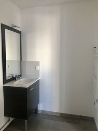  Appartement � louer 2 pi�ces 42 m�