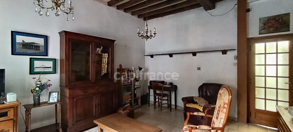 ? ARRAS  MAISON DE VILLE À FORT POTENTIEL AVEC DÉPENDANCE, COUR ET JARDIN