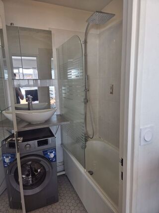  Appartement à louer 1 pièce 32 m²