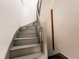  Immeuble � vendre 68 m�