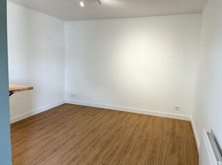  Appartement à louer 2 pièces 39 m²