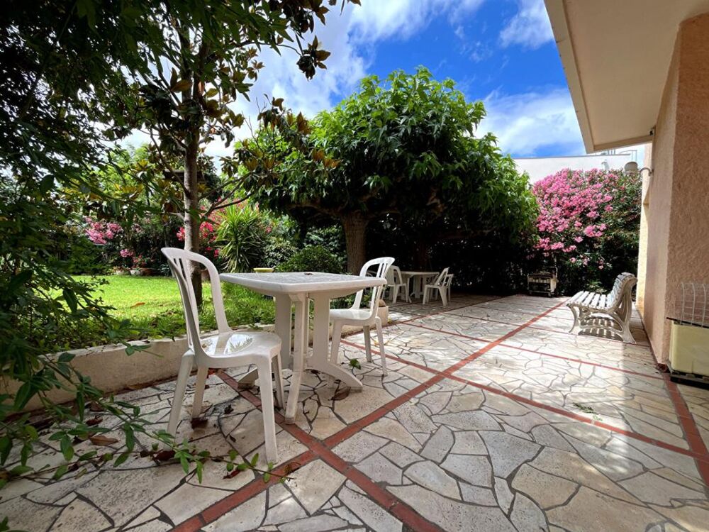 Charmante villa familiale de style Architecte de 184 m² sur un terrain 4 faces piscinable dans un secteur très calme