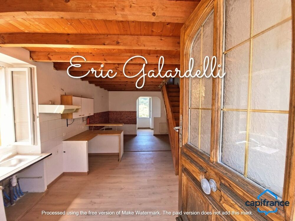 à vendre appartement de charme en duplex 3 pièces dans une maison ancienne rénovée en centre villeSARTENE (20)