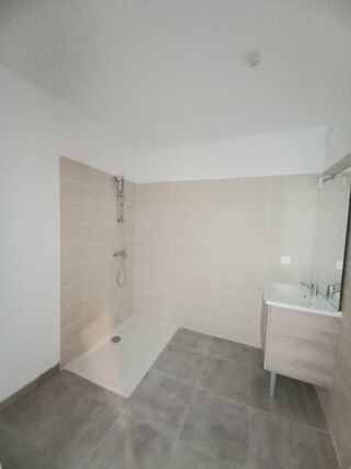  Appartement � louer 3 pi�ces 64 m�