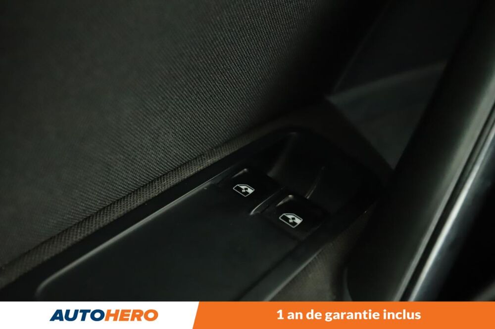 Golf VII 1.6 TDI BlueMotion Tech Confortline Business DSG7 3P 110 2015 occasion 92130 Issy-les-Moulineaux