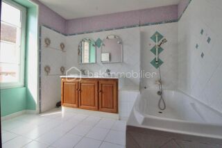  Propri�t�/ch�teau � vendre 10 pi�ces 195 m�