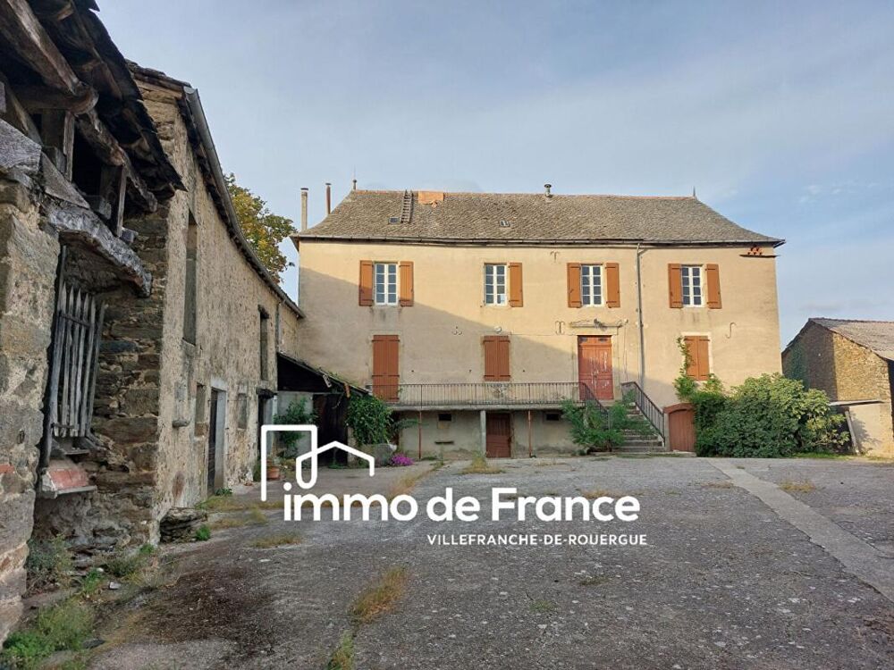 Corps de ferme en pierre à rénover avec 2,2 ha de terrain
