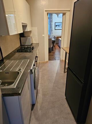  Appartement à louer 4 pièces 75 m²