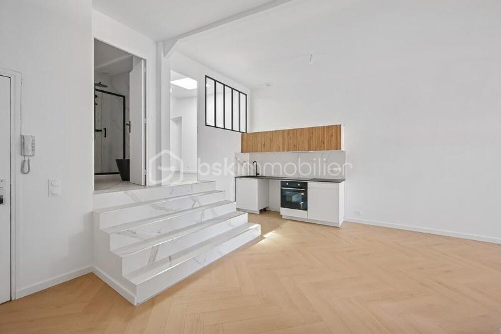 Bel appartement F3 entièrement rénové TRES BIEN SITUE EN PLEIN CENTRE VILLE