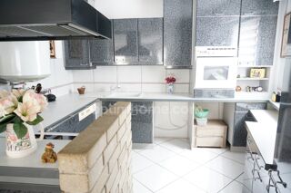  Appartement  vendre 3 pices 83 m