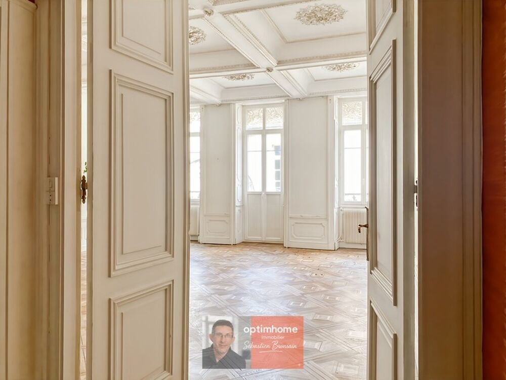 Appartement de caractère  6 pièces  160 m²  Centre-ville de Lons-le-Saunier