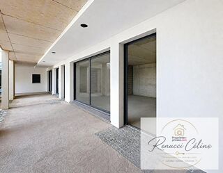  Immeuble à vendre 1 pièce 44 m²