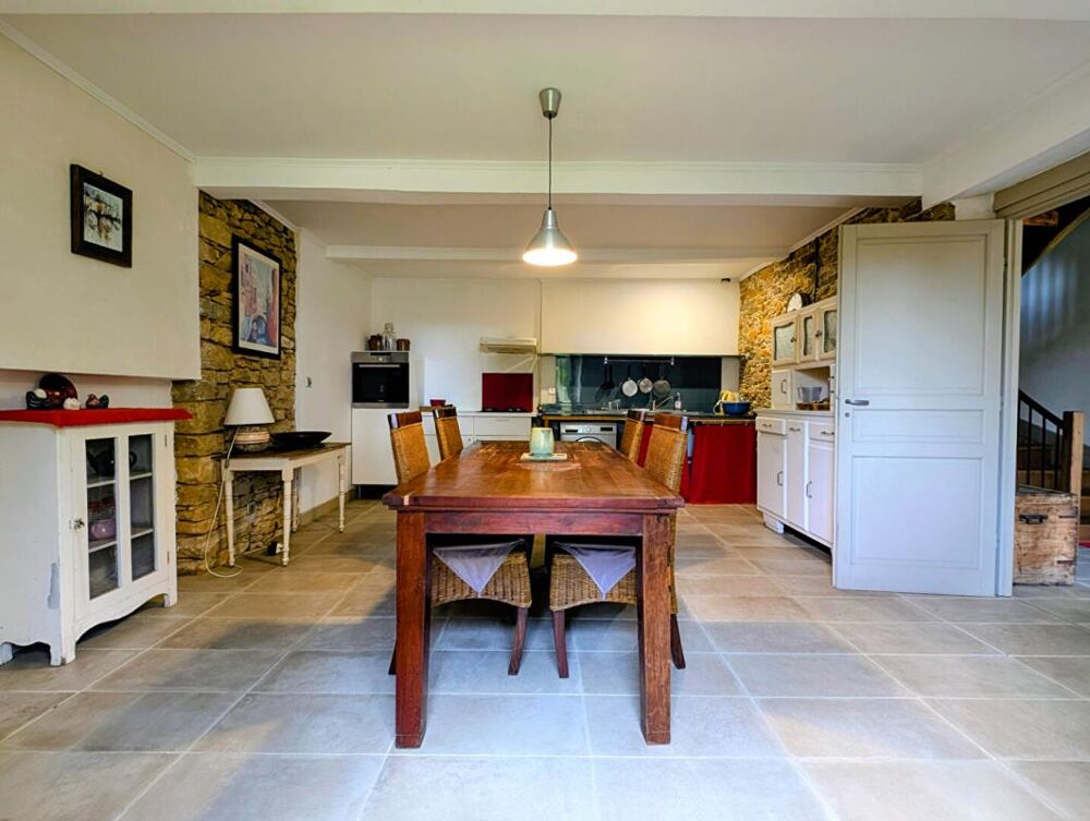 Vente Maison Maison Aulon 118 m² avec surfaces annexes sur terrain de 1421 m² Aulon