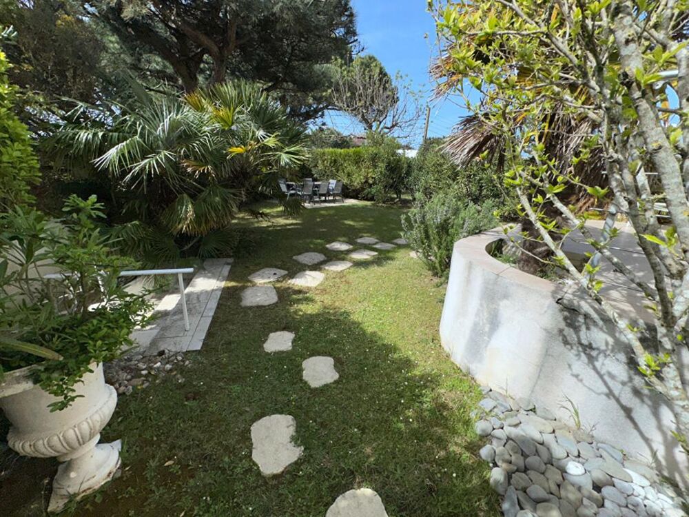Appartement 3 pièce(s) 69 m2 petit aperçu mer