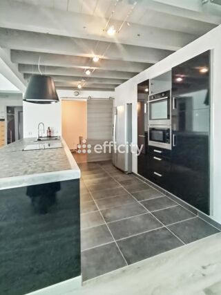  Appartement � vendre 6 pi�ces 214 m�