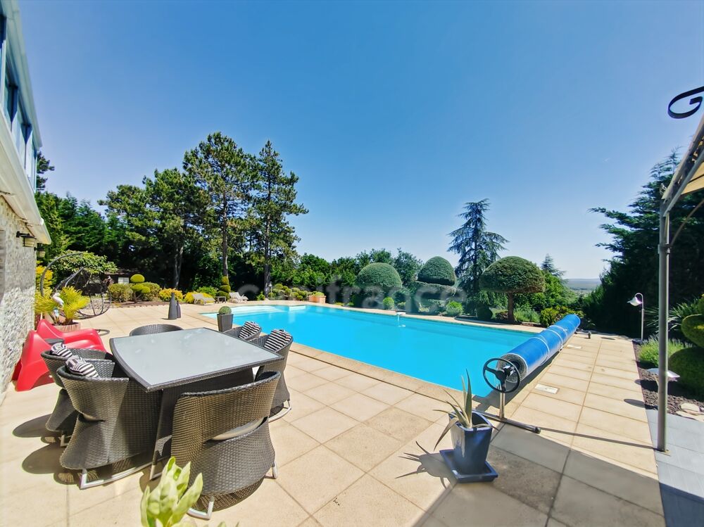 Vente Maison Givry (71) Maison à vendre de 250.43 m² - 6 pièces - terrain de 3 373 m² piscine ! Givry