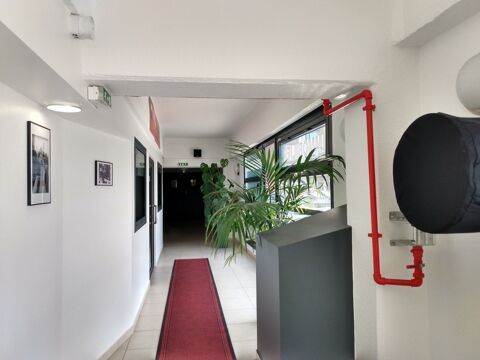 Dpt Is&egrave;re (38), &agrave; vendre BOURGOIN JALLIEU Locaux commerciaux 115 m&sup2; 222000 38300 Bourgoin jallieu