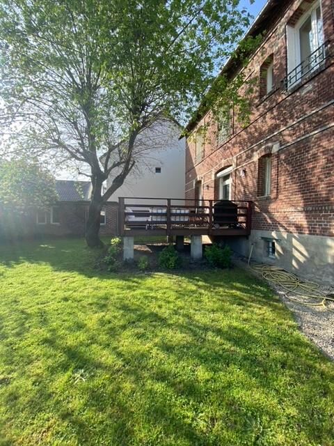  Maison � louer 9 pi�ces 200 m�