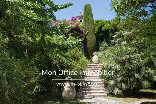  Propriété/château à vendre 15 + pièces 850 m²