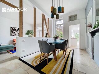  Maison � vendre 8 pi�ces 217 m�