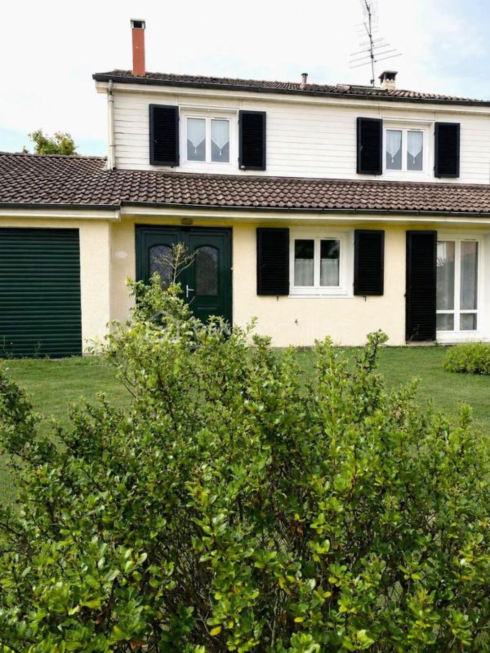 Vente Maison LE MESNIL-SAINT-DENIS – 138 m² – 4 CHAMBRES – JARDIN DE 524 m² – 469 000 € Le mesnil saint denis
