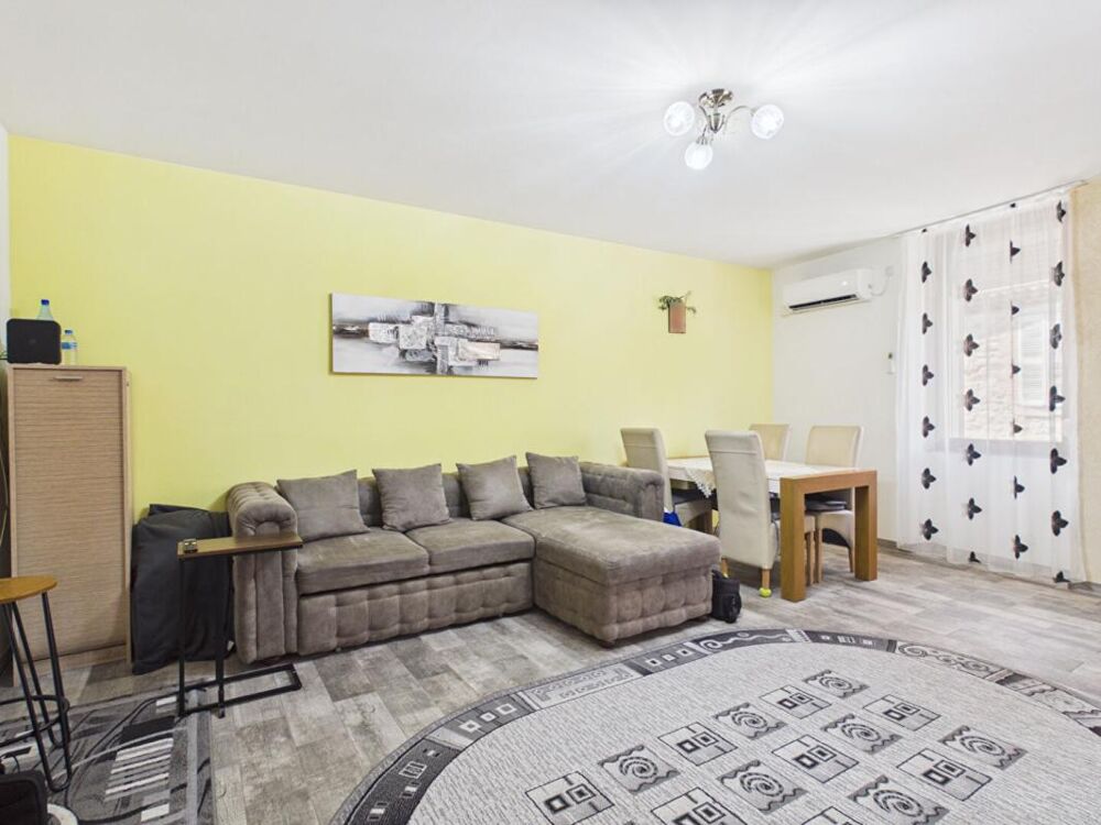 BESSEGES (30160)Appartement 5 pièce(s) 121 m2