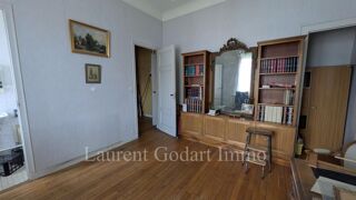  Maison à vendre 9 pièces 227 m²