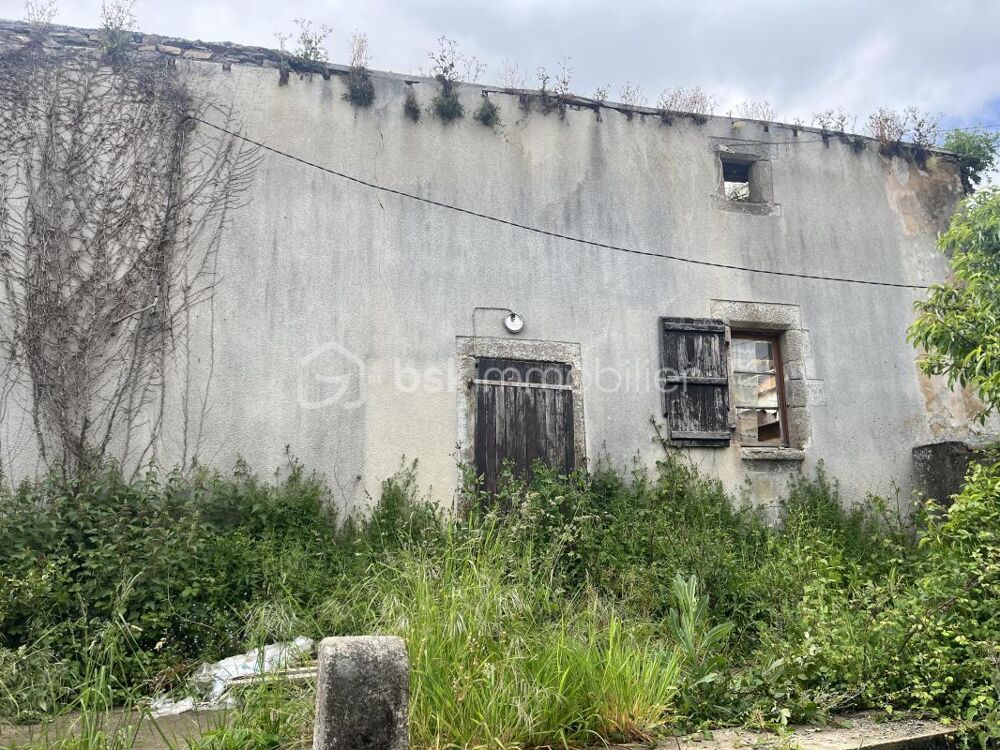 Vente Maison Maison ancienne à rénover avec terrains – 60 m² – Beaulieu-sous-Parthenay Beaulieu sous parthenay