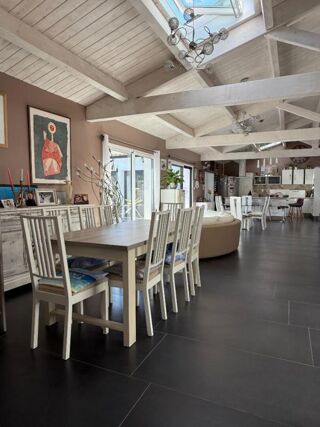  Maison � vendre 6 pi�ces 196 m�