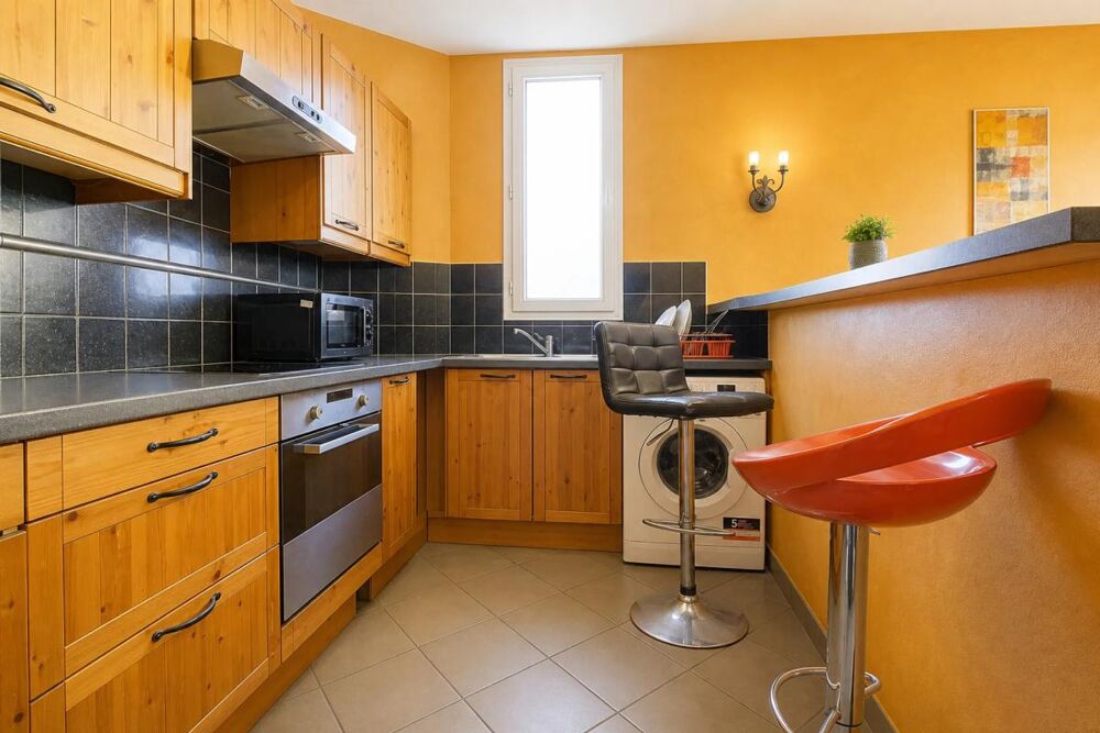 À vendre  Spacieux appartement 5 pièces avec parking