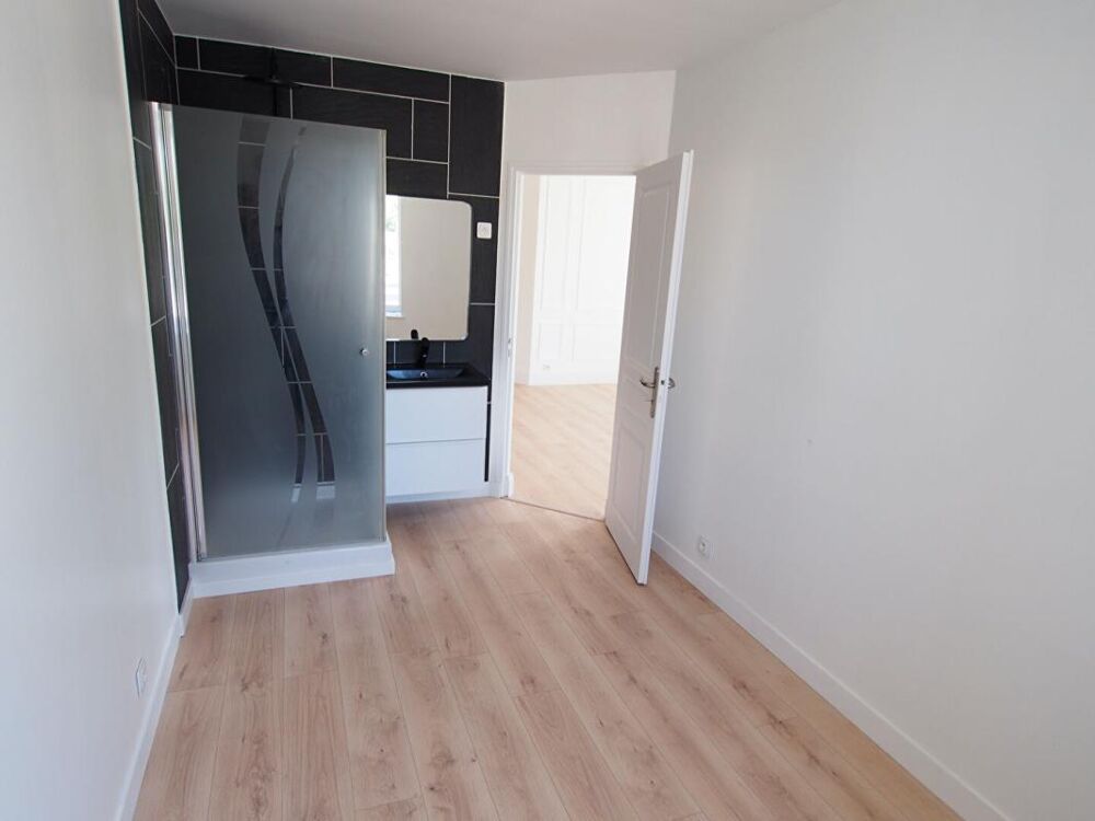 T3 Dijon haut Gustave Eiffel 50 m2