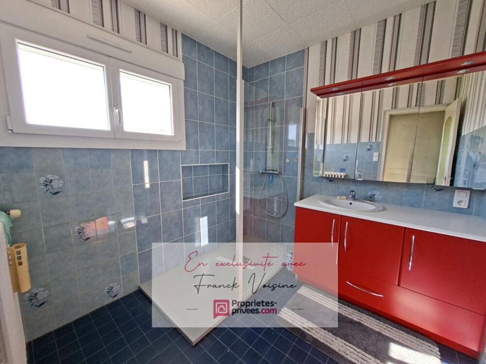 Vente Maison A VENDRE en exclusivité au Boupère, Maison de 190 m2 avec 4 chambres et 1 appartement sur un terrain de 1047 m2 env Le boupere
