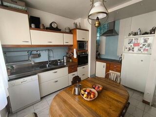  Maison  vendre 8 pices 234 m