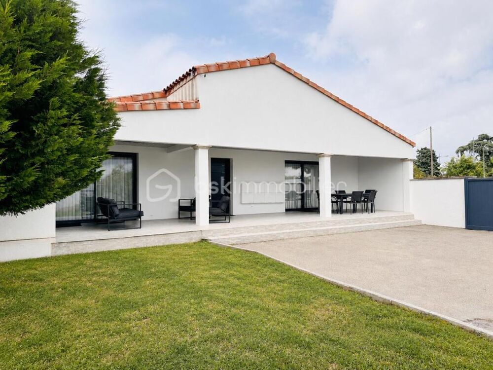 MAISON 4 CHAMBRES CREUX DE LA THINE