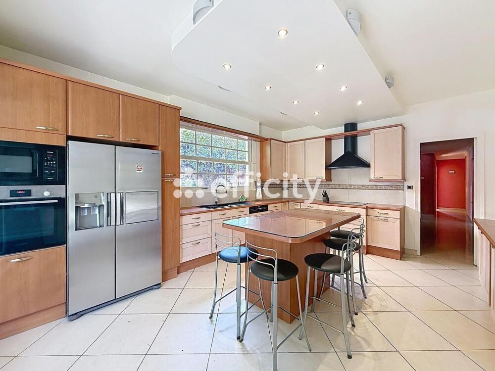 à vendre  Villa Villecresnes (94440)