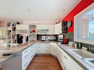  Villa à vendre 5 pièces 180 m²