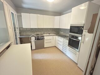  Appartement à louer 5 pièces 111 m² Creteil