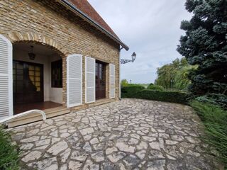  Maison  vendre 7 pices 180 m