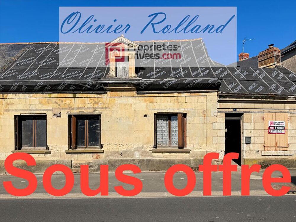 49160 - Longué-Jumelles Maison de bourg à rénover intégralement