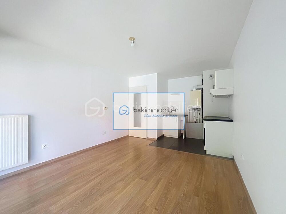 Nouveau Roubaix appartement T3 à 14 minutes de l'Edhec et à 3 minutes en voiture