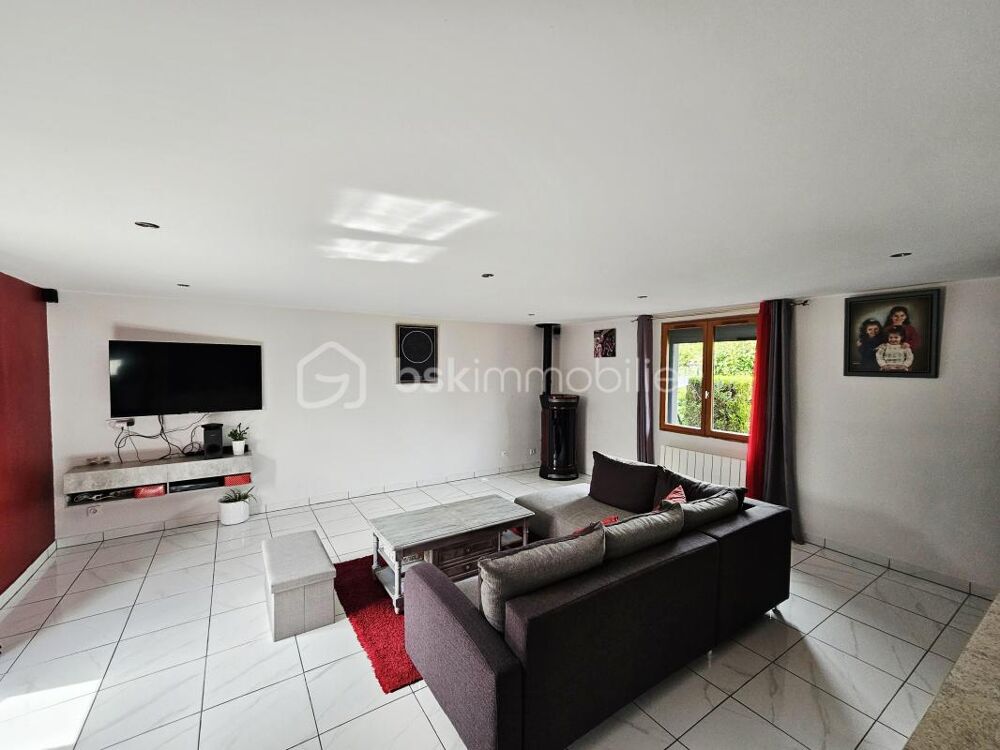 Vente Maison À VENDRE – Maison familiale de plain-pied avec grand terrain – Cournon-d'Auvergne Cournon d auvergne