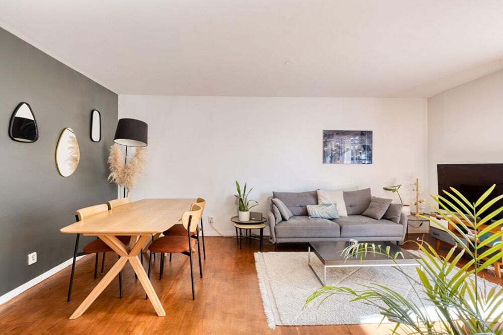 Vente Appartement Appartement 3 chambres - étage élevé - balcons - local vélos - parking - cave Levallois perret