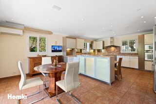  Maison à vendre 6 pièces 210 m²