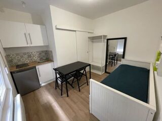  Appartement à louer 1 pièce 11 m²
