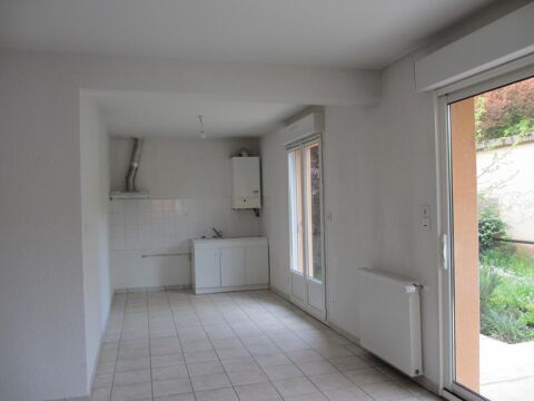  Appartement  louer 3 pices 80 m